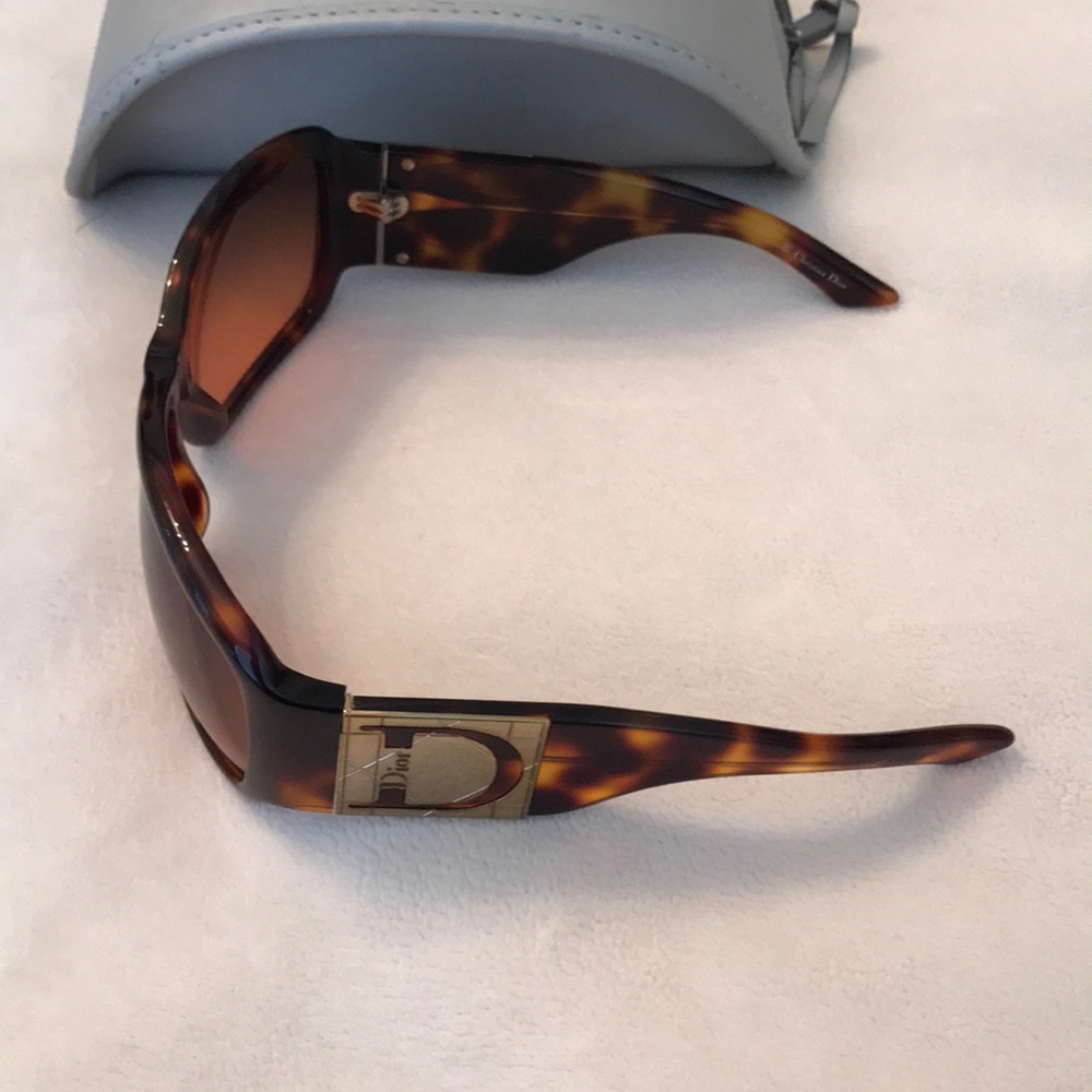 Dior big sunglasses - Picture 3 of 3